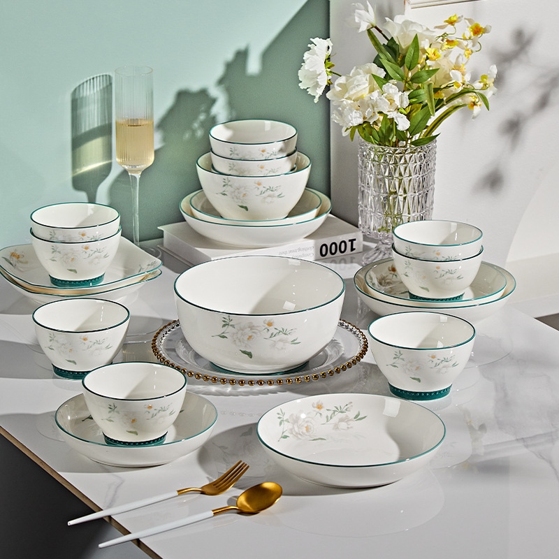 アンダーグレーズカラー新しいセラミックボウルセットホームハイエンドの食器プレートボウルセットコンビネーションホーム使用