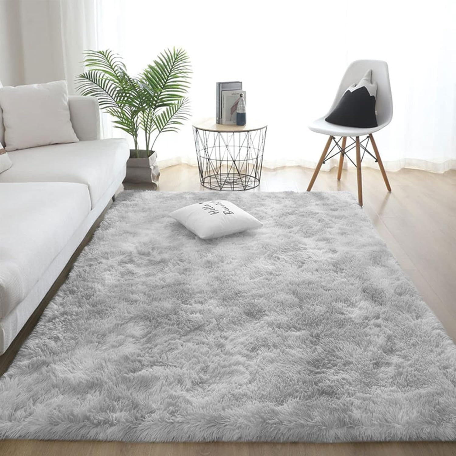 北欧風シャギーラグ 120x160cm 厚さ約5cm 毛足約4cm 洗える 滑り止め付き 防音 オールシーズン対応 ライトグレー