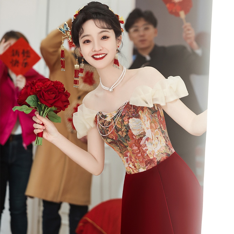スーツ花嫁2025小さな婚約服レッドスカートウェディングドレス気質ハイエンド女性