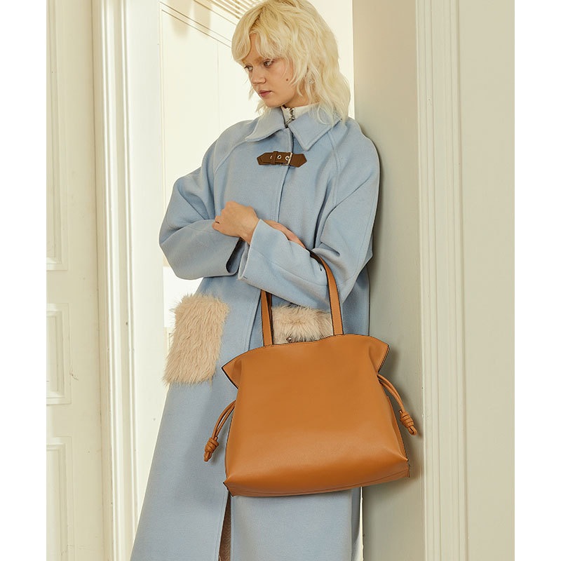 【本革 キーホルダーを贈る】ショルダーバッグ レディース 大容量 軽い 斜めがけ レディース小さめ 撥水ショルダーバッグ ミニショルダーバッグ ショルダー レディースバッグ 母の日