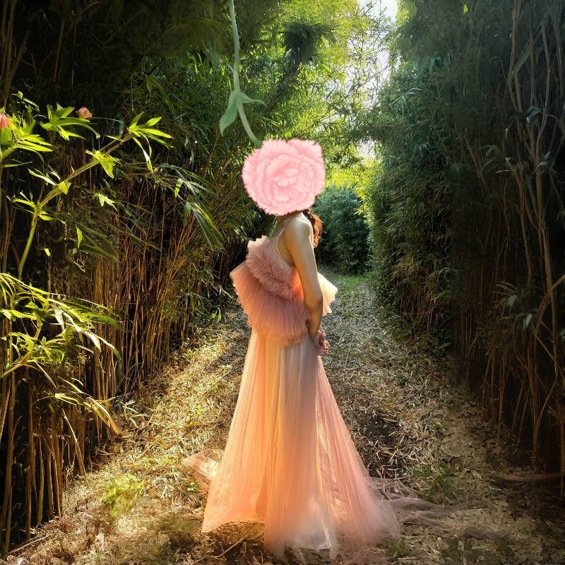 実例写真!パーティードレス 胸元フリル ピンク キャミソール ツーピース デザイン感 妊婦 前撮り 可愛い