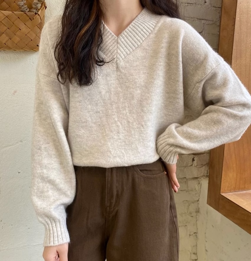 トップス デート モテアイテム ニットソー セーター Vネック ウール 大人可愛い きれいめ 上品 おしゃれ かっこいい 大人可愛い ラブリー キュート ガーリー クール モード系 セクシー