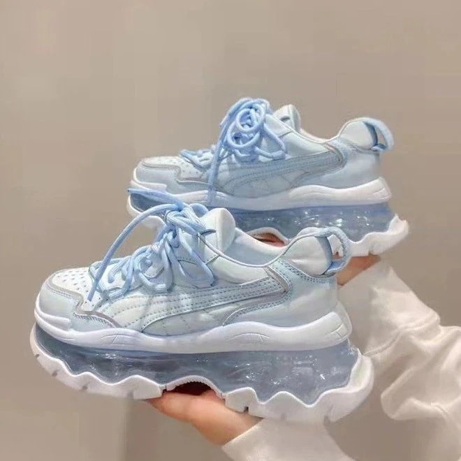 品厚底シューズ厚底スニーカー可愛いボリュームソールスニーカーかわいさゆったり足首ほっそり厚底シューズブルーきれいめ脚長効果脚見え学生通学シンプル