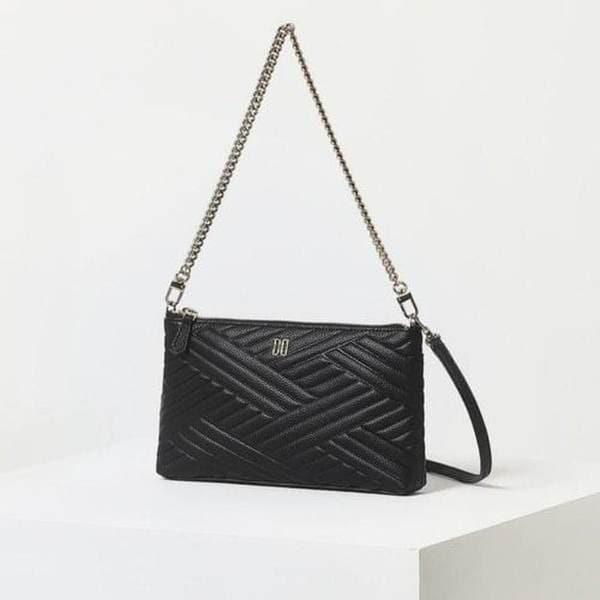 DCWA4F279BK[CARLISLE]ブラックカーライルエンボレザーゴールドDDチェーンウォレットバッグ 25,661円