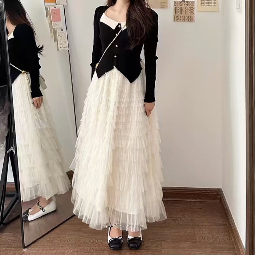 レディース スカート ボトムス チュールスカート フレアスカート ロング マキシ フレア Aライン ティアード フェミニン レース チュール フリル ハイウエスト ウエストゴム かわいい 大人可愛い 5,059円