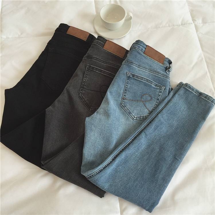 パンツ ボトムス デニム ジーパン ストレートパンツ スキニーパンツ ブルー 青 グレー 灰 ブラック 黒 裏起毛 春服 夏服 秋服 冬服 カジュアル カッコイイ かっこいい こなれ感 抜け感 マニッ
