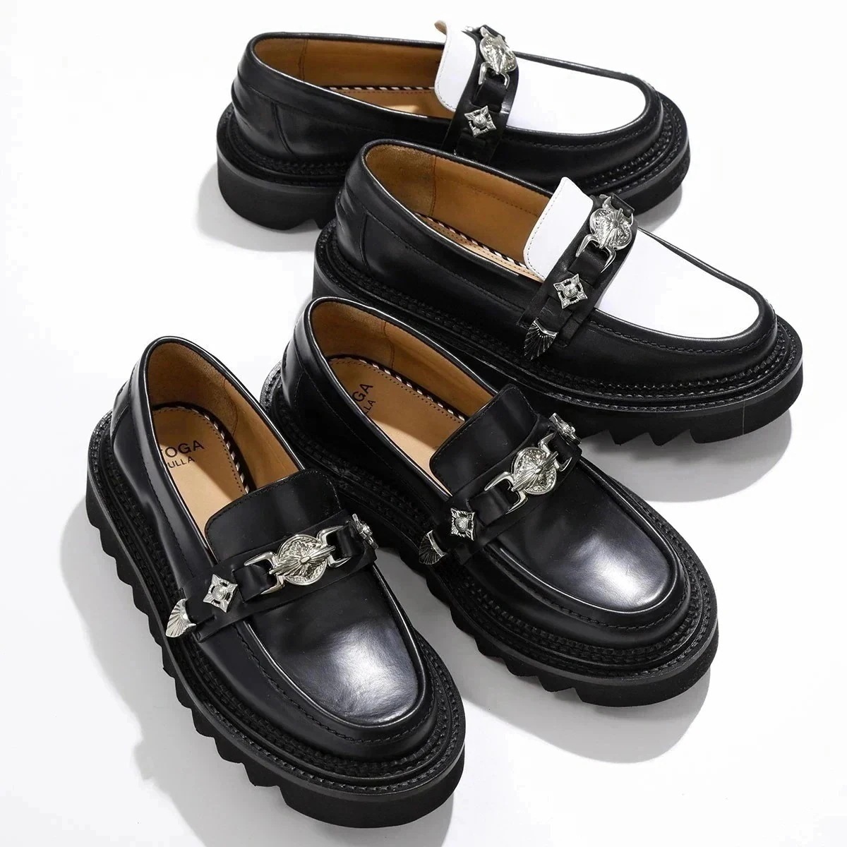 TOGA PULLA トーガ プルラ ビット ローファー Shark Sole Loafer AJ1243 レディース レザー シューズ メタル スタッズ 靴