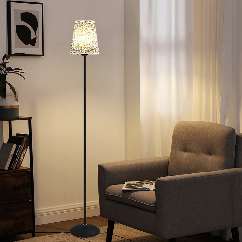 モダンなミニマリストデザインリビングルームソファベッドルームベッドサイド装飾フロアランプ垂直フロアテーブルランプ