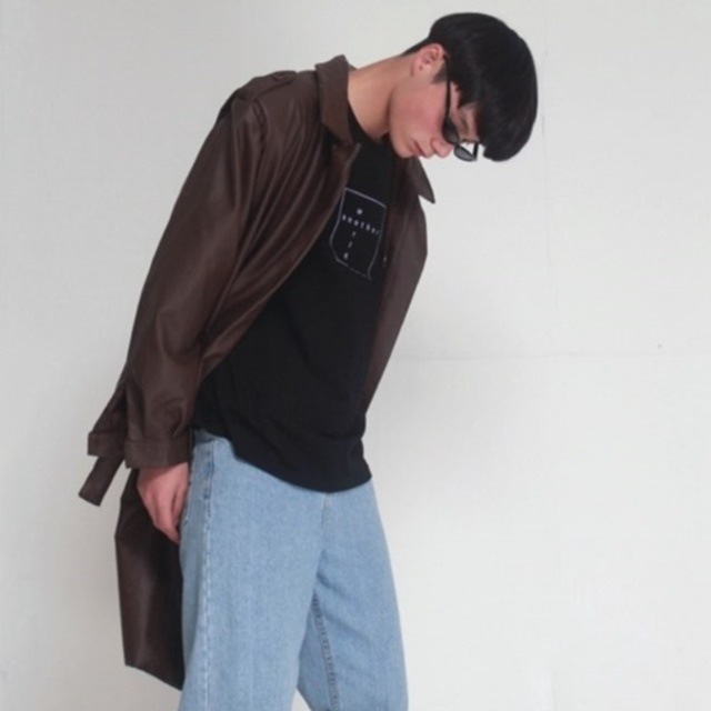 オーバーフィット レザー コート (茶色い)