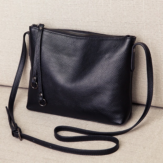 バッグ カバン レディース ショルダー 斜めがけ 肩がけ コンパクトウォレット ラウンドファスナー コンパクト 軽量 薄型 スリム 自立 スクエア 四角 ファスナー サイドポケット フェイクレザー