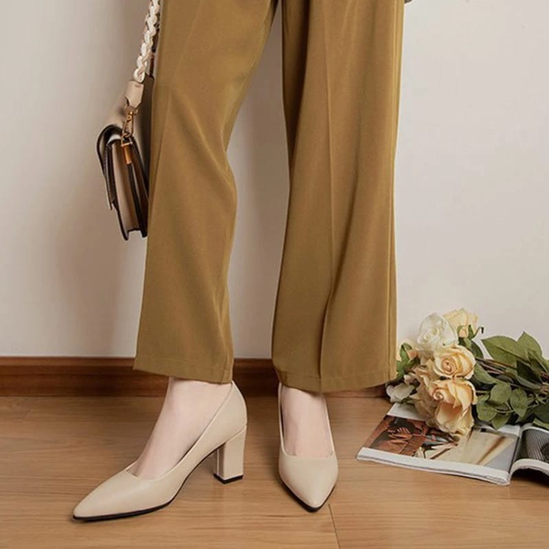 777円OFFクーポン おしゃれ パンプス レディース ポインテッドトゥ 太ヒール 歩きやすい スリッポン ローファー 通勤 オフィス フォーマルシューズ 革 2.0cm フェミニン ペタンコ パンプ