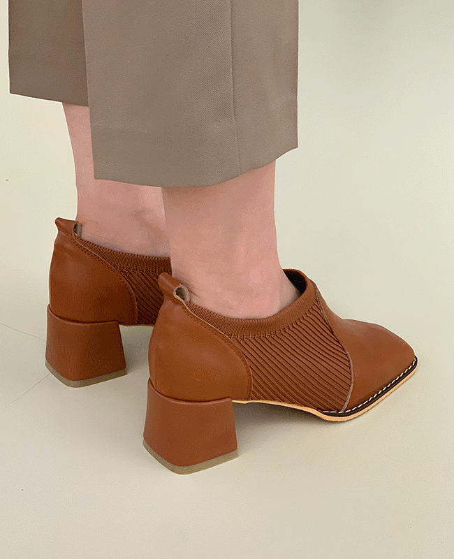 [MILOVANY] 天然牛革 エリー ニット ブティ アンクルブーツ 5cm