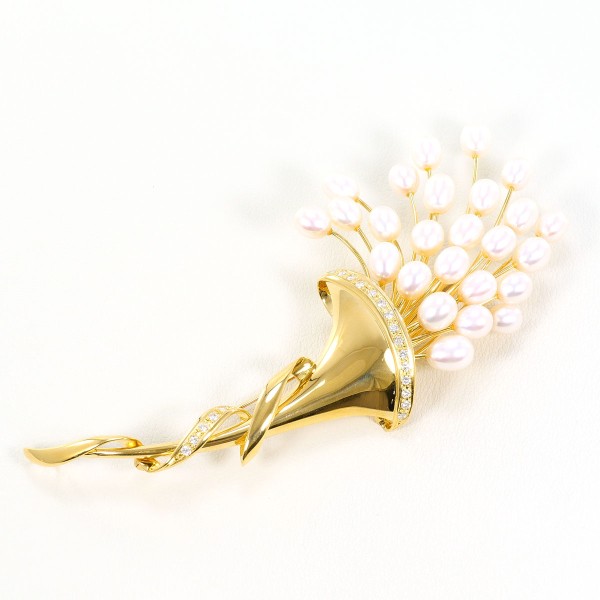 K18 18金 YG ブローチ ペンダントトップ 淡水真珠 ダイヤ 0.26 カード鑑別書 中古