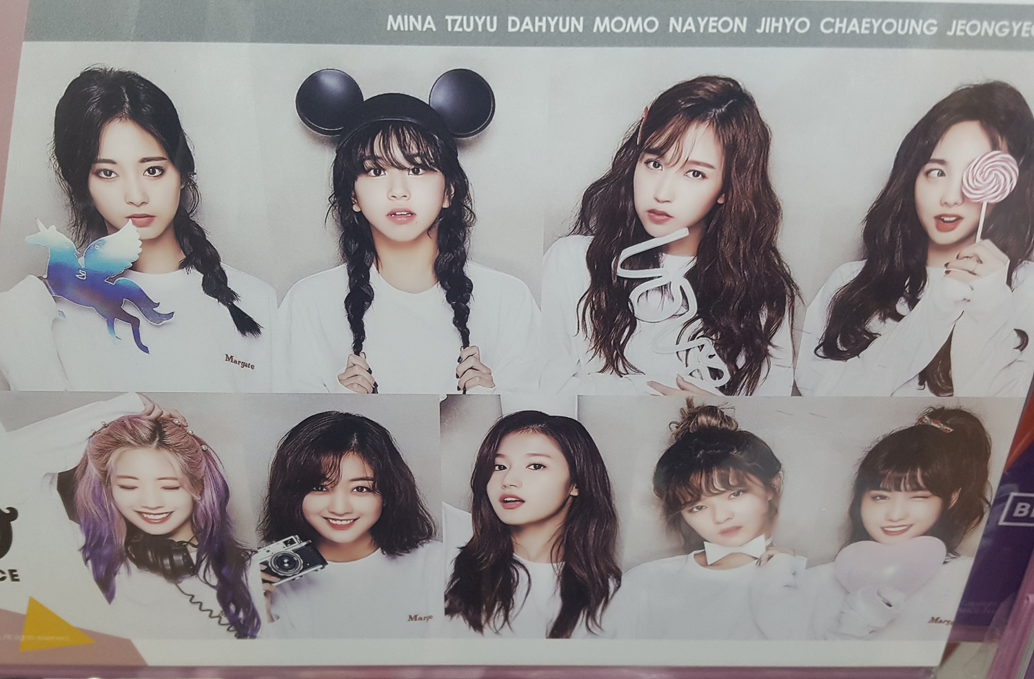 TWICEトゥワイス卓上カレンダー 5 7インチ[並行輸入] 4,972円