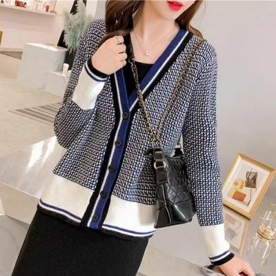 レディース トップス ニット カーディガン 長袖 Vネック ボタンダウン 前開き 2way かわいい 大人可愛い きれいめ シンプル カジュアル 上品 おしゃれ かっこいい レトロ こなれ感 ラフ