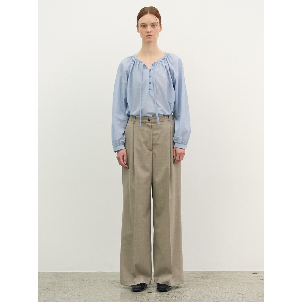 エーティーコーナーワンタックウールパンツベージュ (AEPA4A401I2)