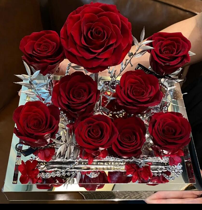 アクリル永遠の花 アクリルボックスの保存されたバラ 卒業式 ハロウィーン 母の日 新年 感謝祭 バレンタインデー