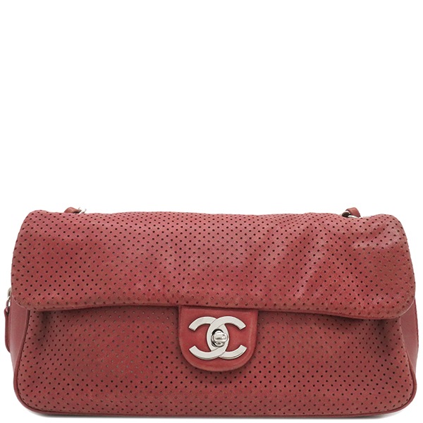 シャネル CHANEL ショルダーバッグ パンチング チェーンショルダー レザー レッド シルバー金具 赤 12******【中古】