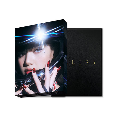 LISA (BLACKPINK) LALISA PHOTOBOOK SPECIAL EDITION 4,980円