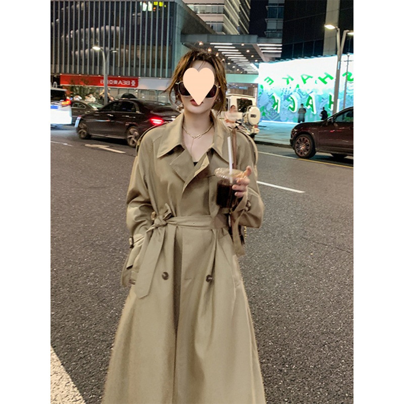 ミドル丈のゆったりとした英国風のウインドブレーカーコート女性用2025年春秋今年人気の小柄なカジュアルスタンドカラーコート