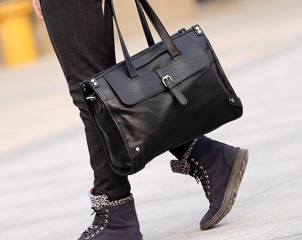 ★引越しの為月末までSALE早い者勝ち★レザー ビジネスバッグ ブラック ビジネスバッグ メンズ 本革 レザーショルダーバッグ ブリーフケース