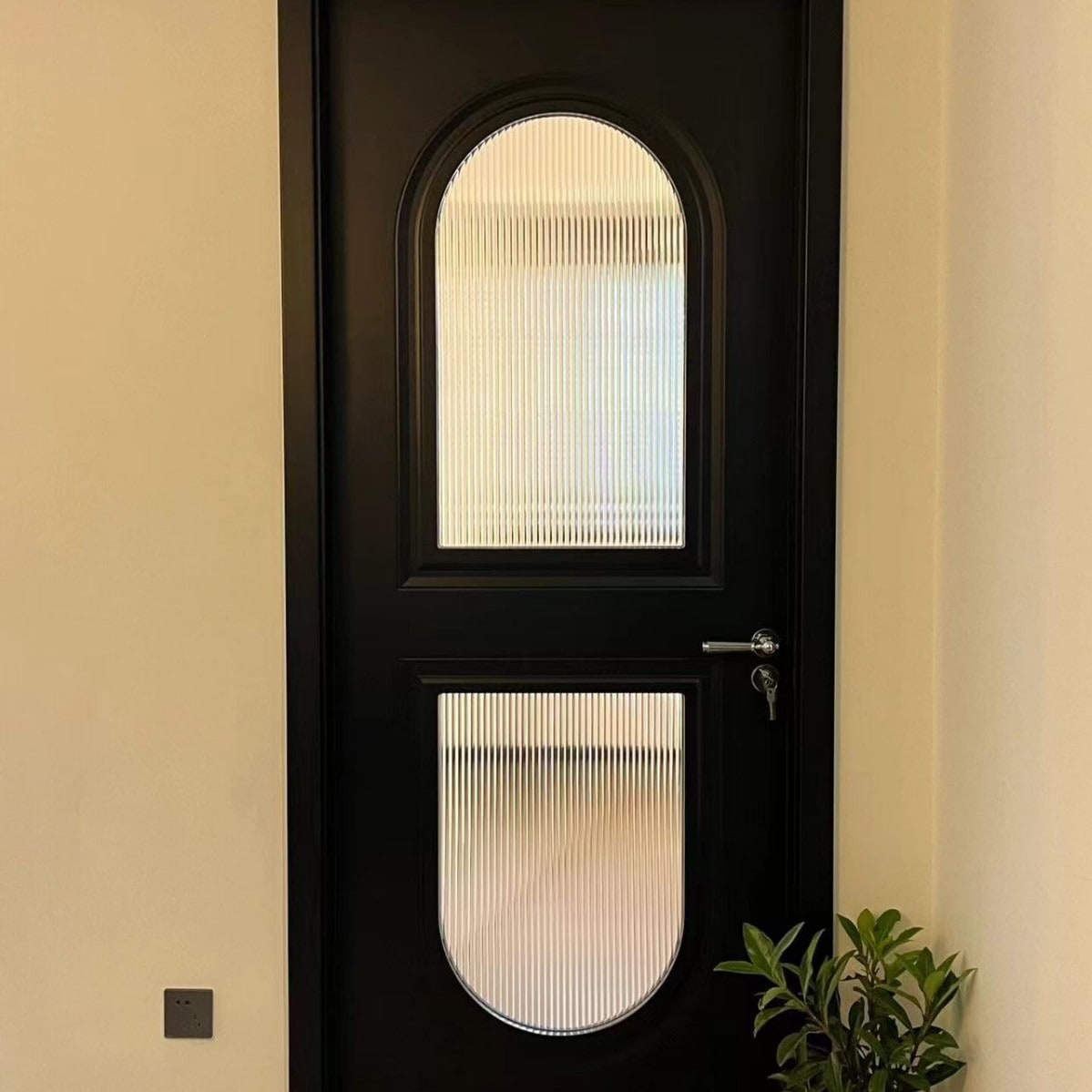 11 フランスのドアベッドルームのドアインテリアドアレトロの純粋な黒いスーツドア部屋のドア家庭用木製ドアソリッドウッドコンポジット塗装ドア