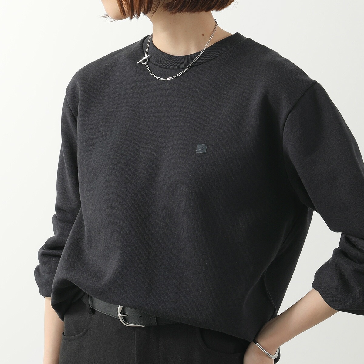 Acne Studios アクネストゥディオズ トレーナー CI0187 FA-UX-SWEA000191 レディース スウェット 長袖 クルーネック FACE フェイスロゴ 刺繍 900/BLACK