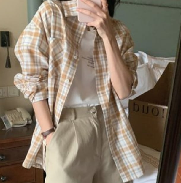 トップス デート シャツ ブラウス カットソー 袖あり 長袖 かわいい 大人可愛い きれいめ シンプル カジュアル 大人 上品 おしゃれ お洒落 主役級 存在感 柄 春 秋 10代 20代 30代