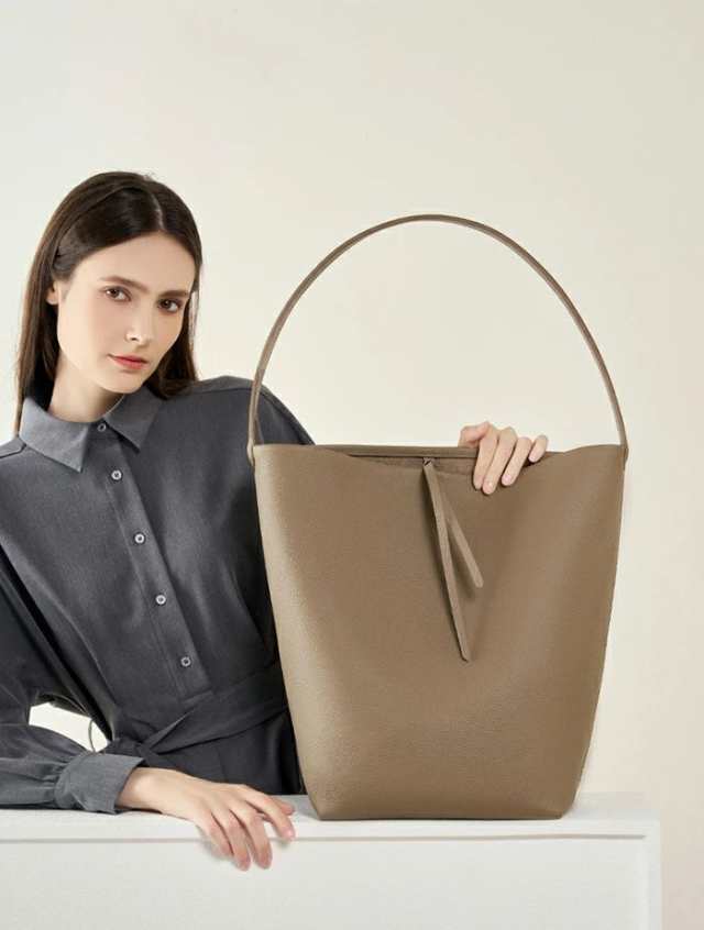 本革 バッグ レディース トートバッグ バケツバッグ 肩掛け 大きめ バケツ型 バッグ ショルダーバッグ 軽い 本革バッグ レザー マザーズバッグ 軽量 レザー 旅行バッグ お仕事バッグ 大容量 鞄