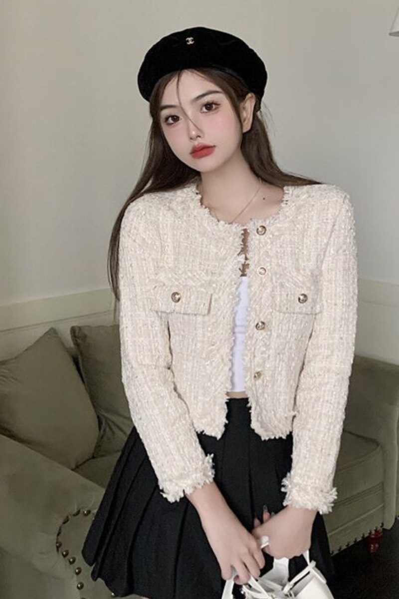 レディース トップス ジャケット アウター 上着 長袖 ラウンドネック スリム ストレート ふわふわ 前開き ボタン 大人可愛い きれいめ カジュアル おしゃれ かっこいい レトロ ガーリー