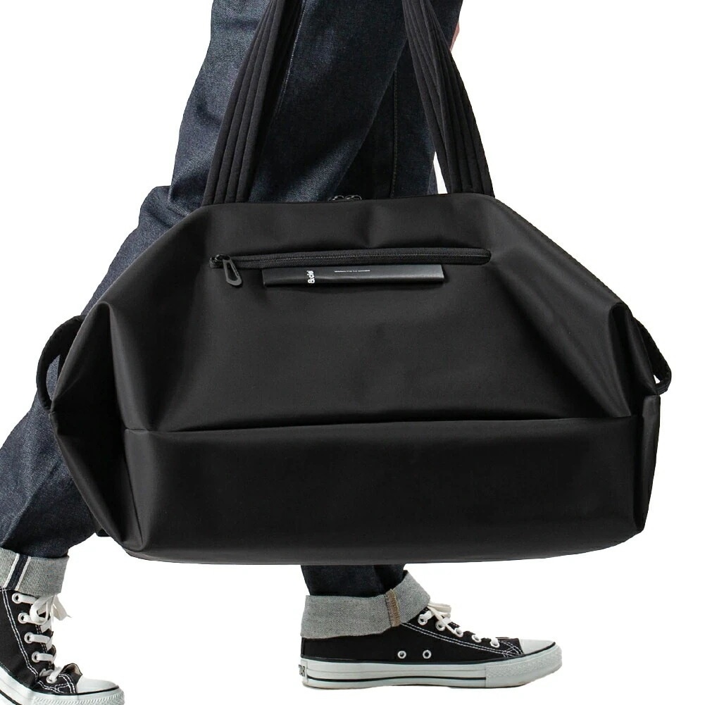 ショルダーバッグ メッセンジャーバッグ サコッシュ 容量35L 29085 Sanna Sleek Black サナ スリーク ボストンバッグ ダッフルバッグ ファッション