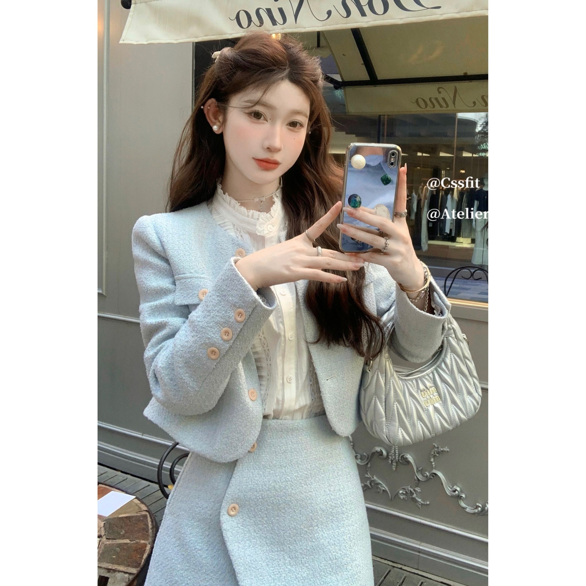 春と秋の新しいゆったりとした高級コートの女性の外には洋風のスーツのスカートの2着の女性が着ている
