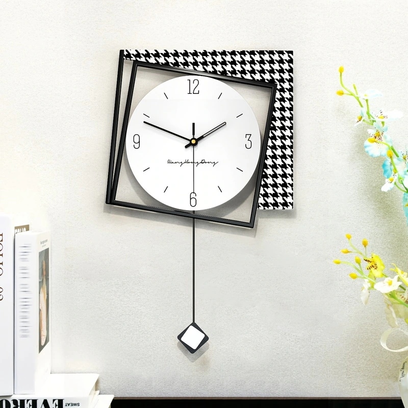 壁掛け 時計 チェック柄 装飾 メタル感 静音 アナログ おしゃれ かわいい インテリア 北欧 振り子 掛け時計 ウォール クロック 4-7