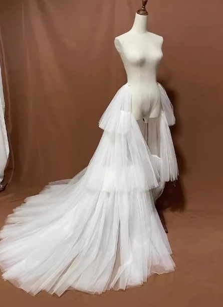 オフホワイト ソフトチュール 取り外しトレーン ハンドメイド 結婚式/披露宴