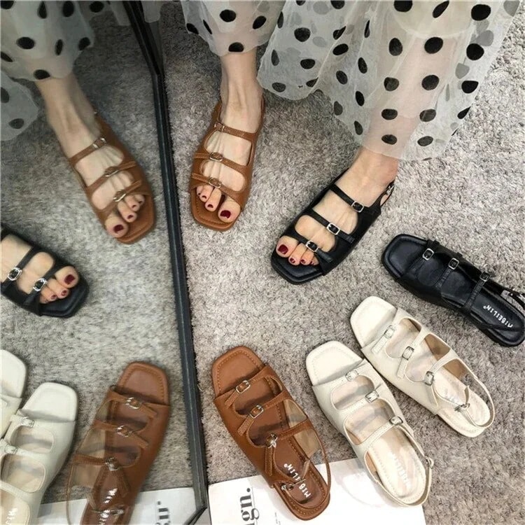 大きいサイズ可愛い 小さい新鮮な ローマ風 サンダル レトロ ベルトバックル フラット 一字型ボ