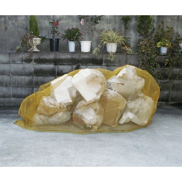 ミツギロン EG-37 ゴミ被せネット 2×3m イエロー ブラック 忌避 鳥獣対策用品 害獣対策 住宅 農作業 鳥害用品・カラスよけ・ハトよけ 5,057円