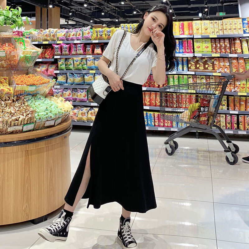 ボトムス スカート ロングスカート フレアスカート ロング丈 フレア サイドスリット かわいい 大人可愛い きれいめ カジュアル おしゃれ かっこい 大人女子 こなれ感 レトロ ルーズ 個性的 主役級