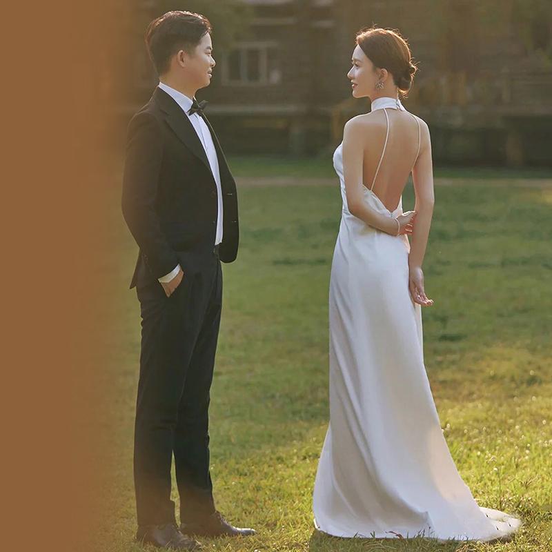 ウェディングドレス二次会結婚式ブライダルスレンダーホルターネックオープンバックサテン前撮り海外挙式花嫁リゾートウエディングドレス 10,827円