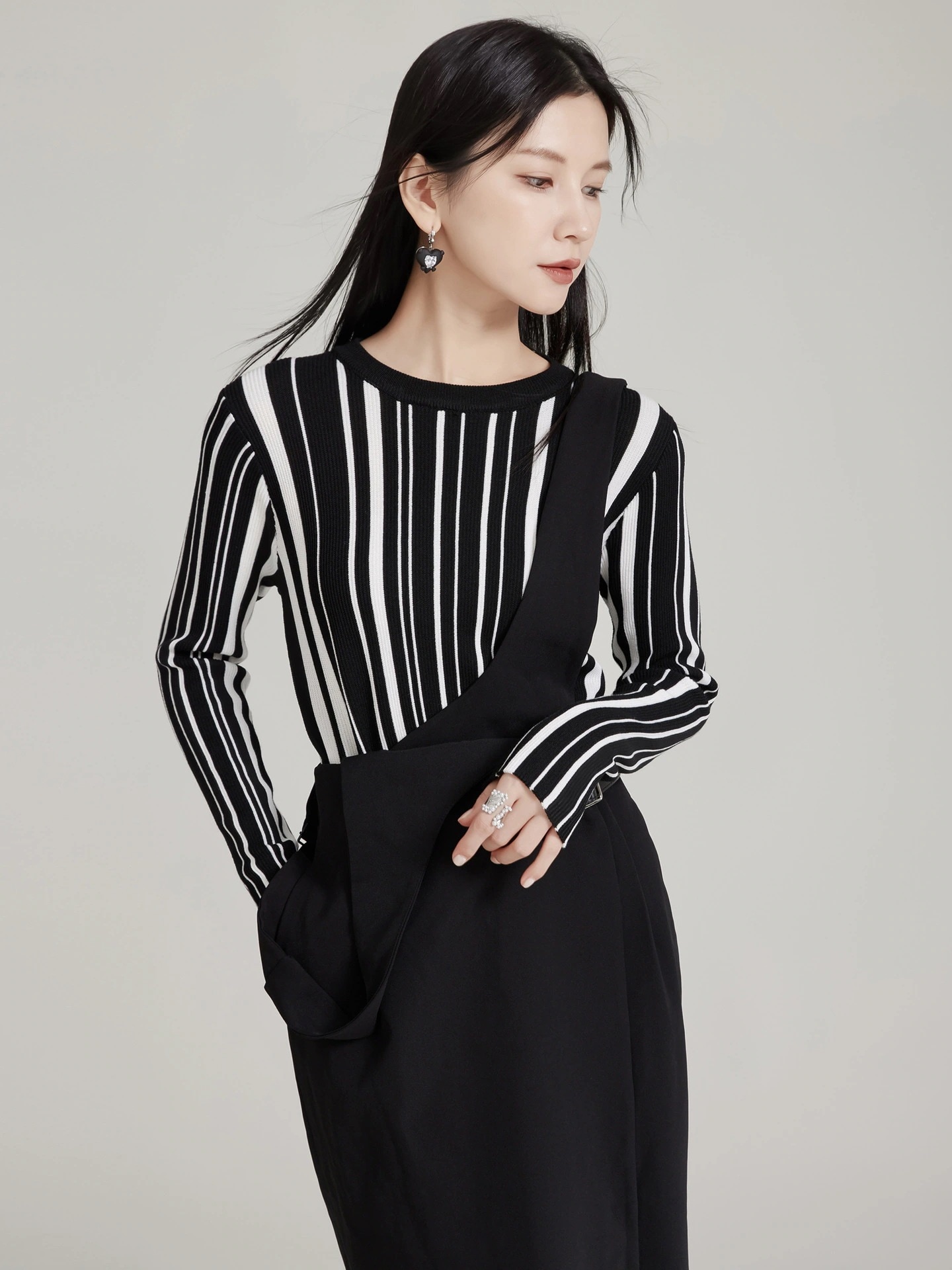 【J.Fashion】 ベーシックニット シマウマ ストライプ トップス 個性的なデザイン 関連商品は店で購入可能 メガ割30%までに制限ニット