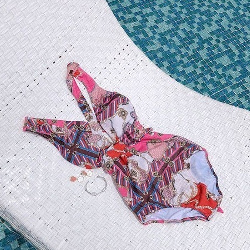 水着 ビキニ スイムウェア モノキニ ワンピース水着 セクシービキニ 体系カバー水着 ワンピース ホルターネック 体系カバー ローリング リボン ウエストマーク 胸元 谷間 谷間魅せ 盛れる かわいい