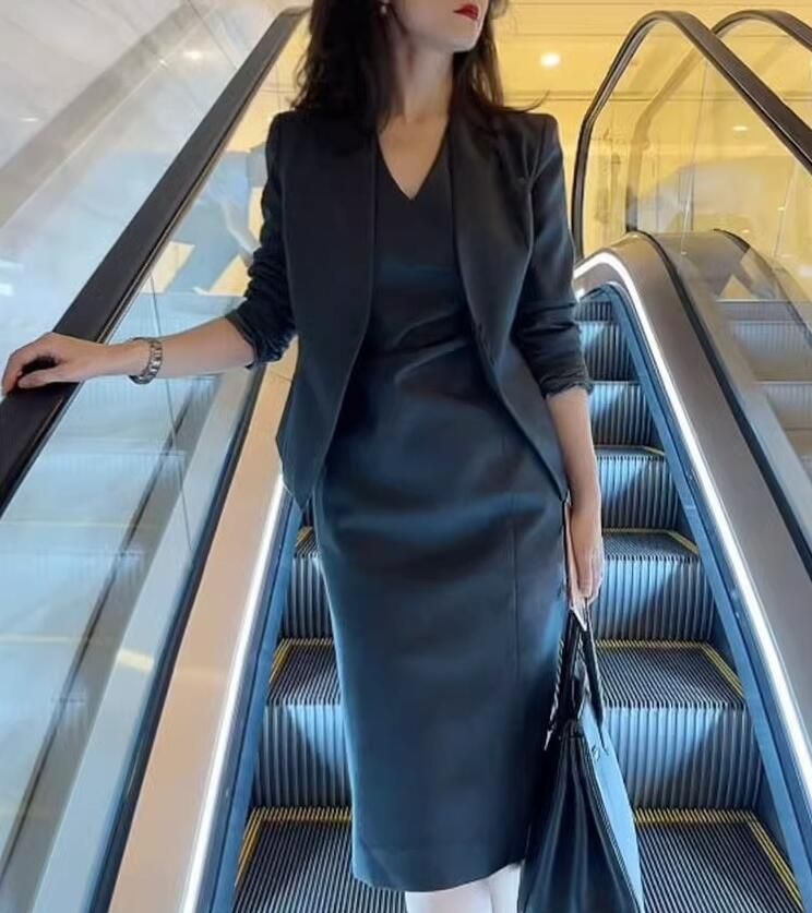 2点 可愛い アップ レディース カジュアルスーツ 高級感 フォーマルスーツ リクルートスーツ 就活 新品ワンピーススーツ ジャケット+ワンピース 面接 スーツ スーツ オフィス スーツ 通勤 S/M