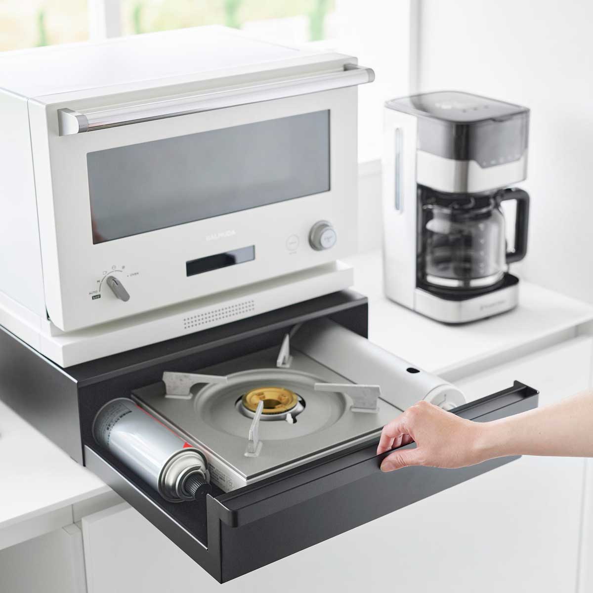 カセットコンロ収納 山崎実業 tower タワー カセットコンロが入る家電下ラック 1段 10198 ブラック