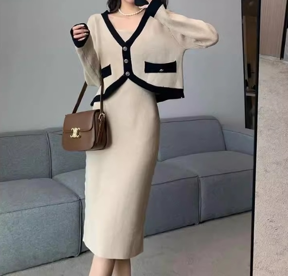 レディース スカート ワンピース ニット セットアップ ショート ミモレ 長袖 タイト フェミニン 前開き コンサバ 伸縮性 大人可愛い きれいめ シンプル カジュアル 上品 おしゃれ かっこいい