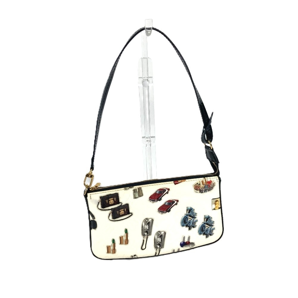 ショルダーバッグ M90928 ポシェット アクセソワール ヴェルニ スティッカー ハンドバッグ 肩掛け カバン アクセサリーポーチ パテントレザー ホワイト 42,900円