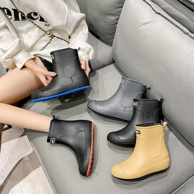 スリップしにくい履きやすい防水シューズロングブーツ レインブーツ レイングッズショート丈ジェーン スタイルアップヒールパンプス 準備したいレイングッズ