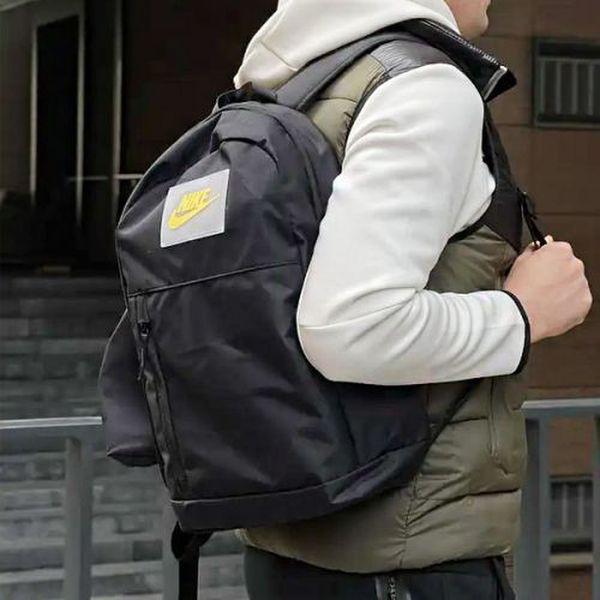 ナイキ エレメンタル ブラック バックパック 20L 68305500