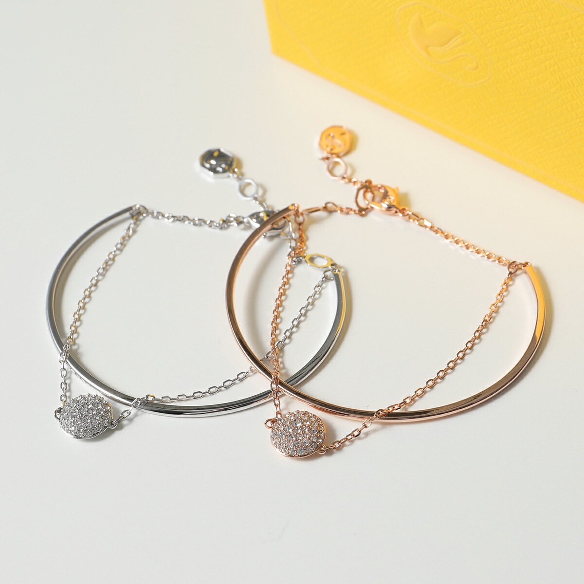 SWAROVSKI スワロフスキー バングル Sublima bangle 5683447 5683452 レディース ブレスレット 隕石モチーフ クリスタル ロゴ チェーン