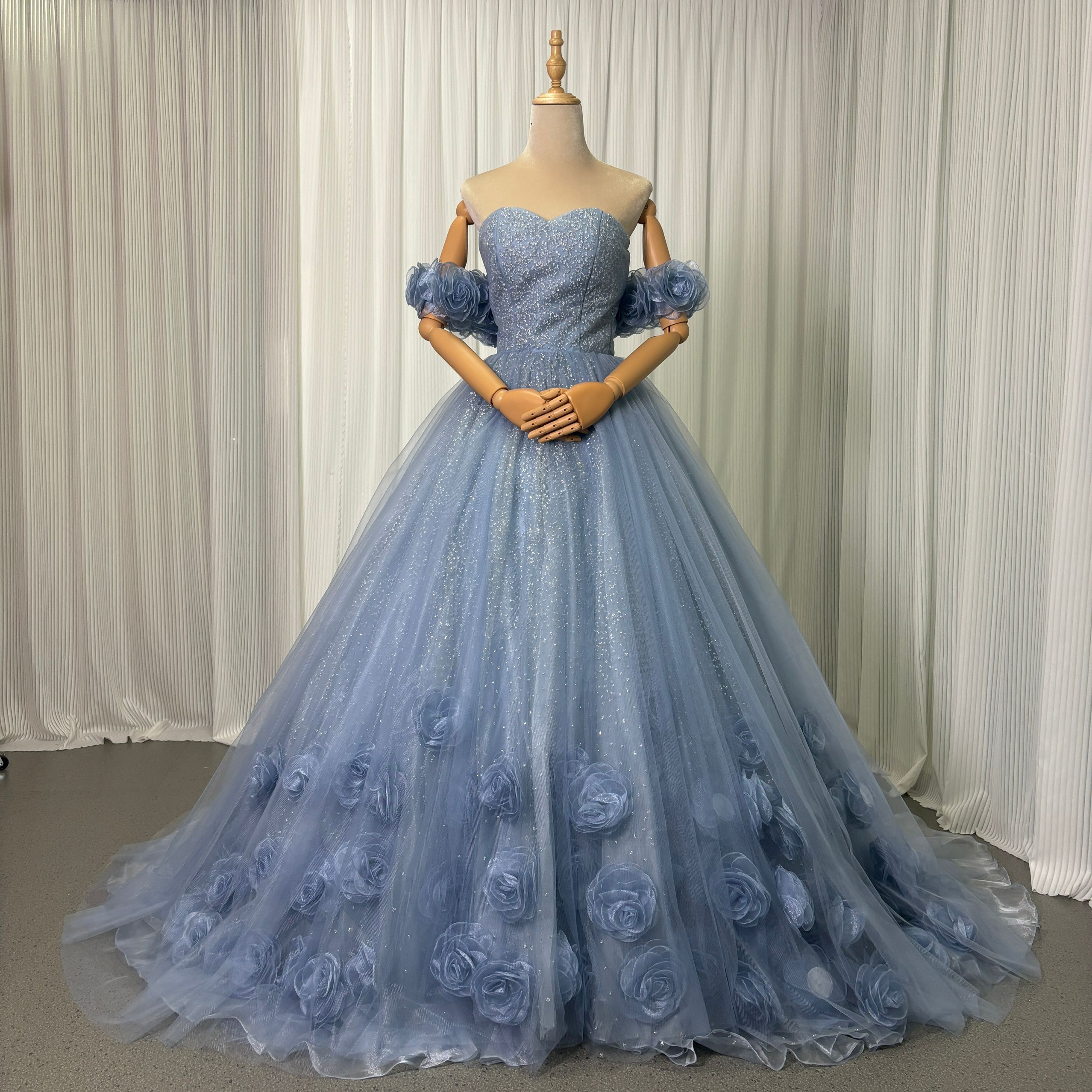 カラードレス ブルーグレー 取り外し可能なオフショルダー バラトレーン キラキラグリッターチュール 華やかなトレーン 結婚式