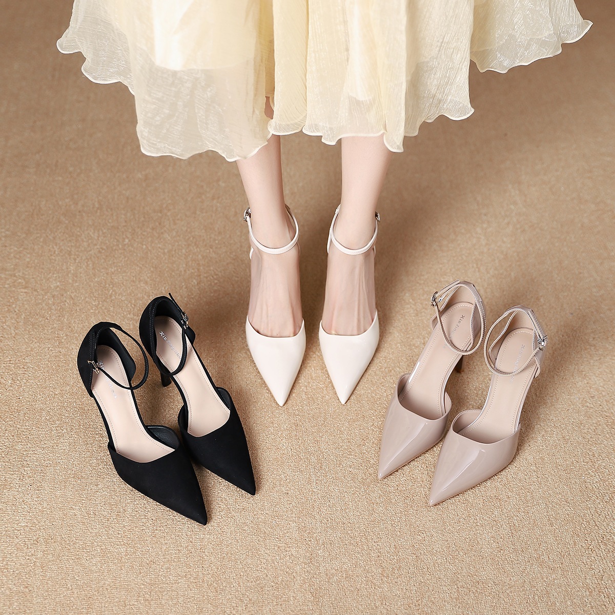 2199-2 ヨーロッパとアメリカのスタイルのシンプルな中空の浅い口のスリムなスティレットシューズ新しいスタイルのワンワードハイヒールの靴と尖ったつま先