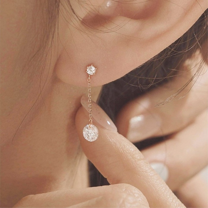 芸能人の着用14kゴールドシャーリングドロップデイリーの耳飾り/韓国の人気ブランド 韓国正規品 韓国の人気商品 韓国ファッション 韓国ジュエリー デイリーアクセサリー SNSで人気 韓国ファッション 8,534円